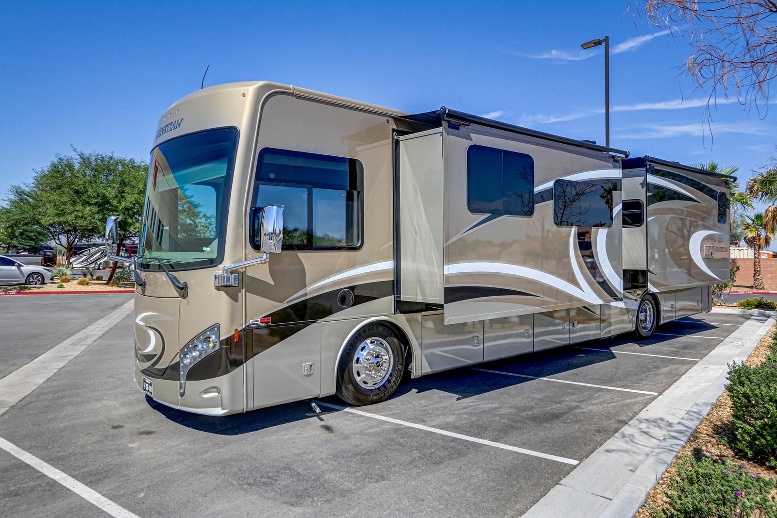 2017 THOR MOTOR COACH VENETIAN 40A