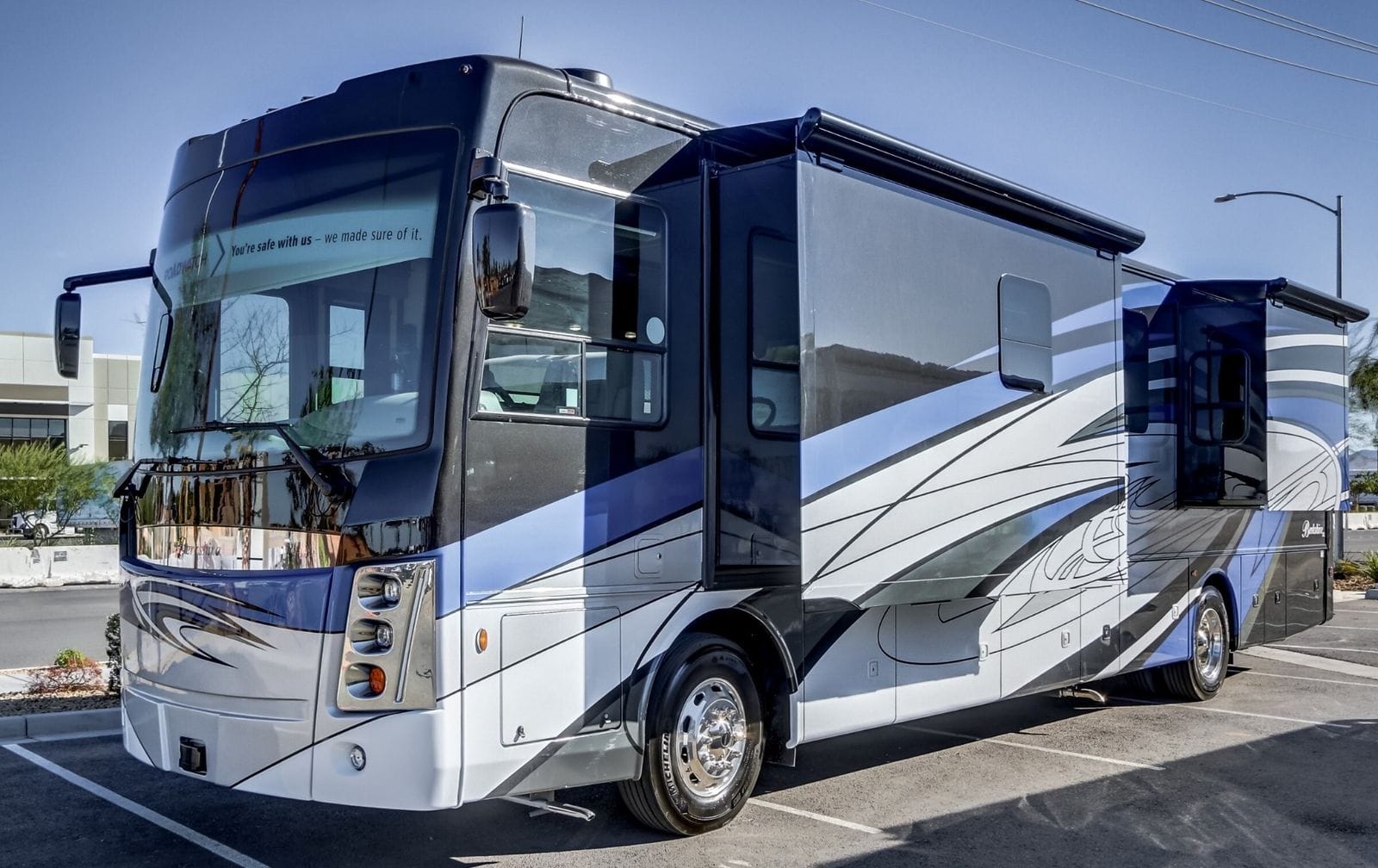 2024 FOREST RIVER BERKSHIRE XL 40E