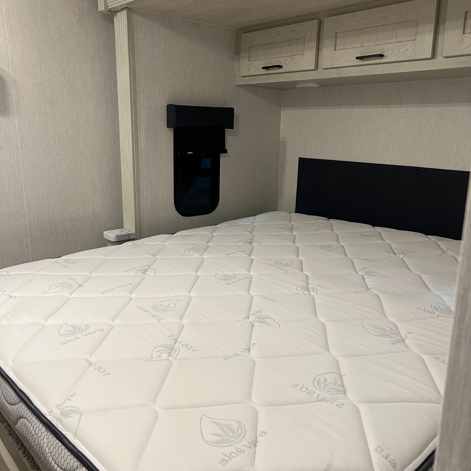 2027 Nexus Rebel 34R bed and mattress