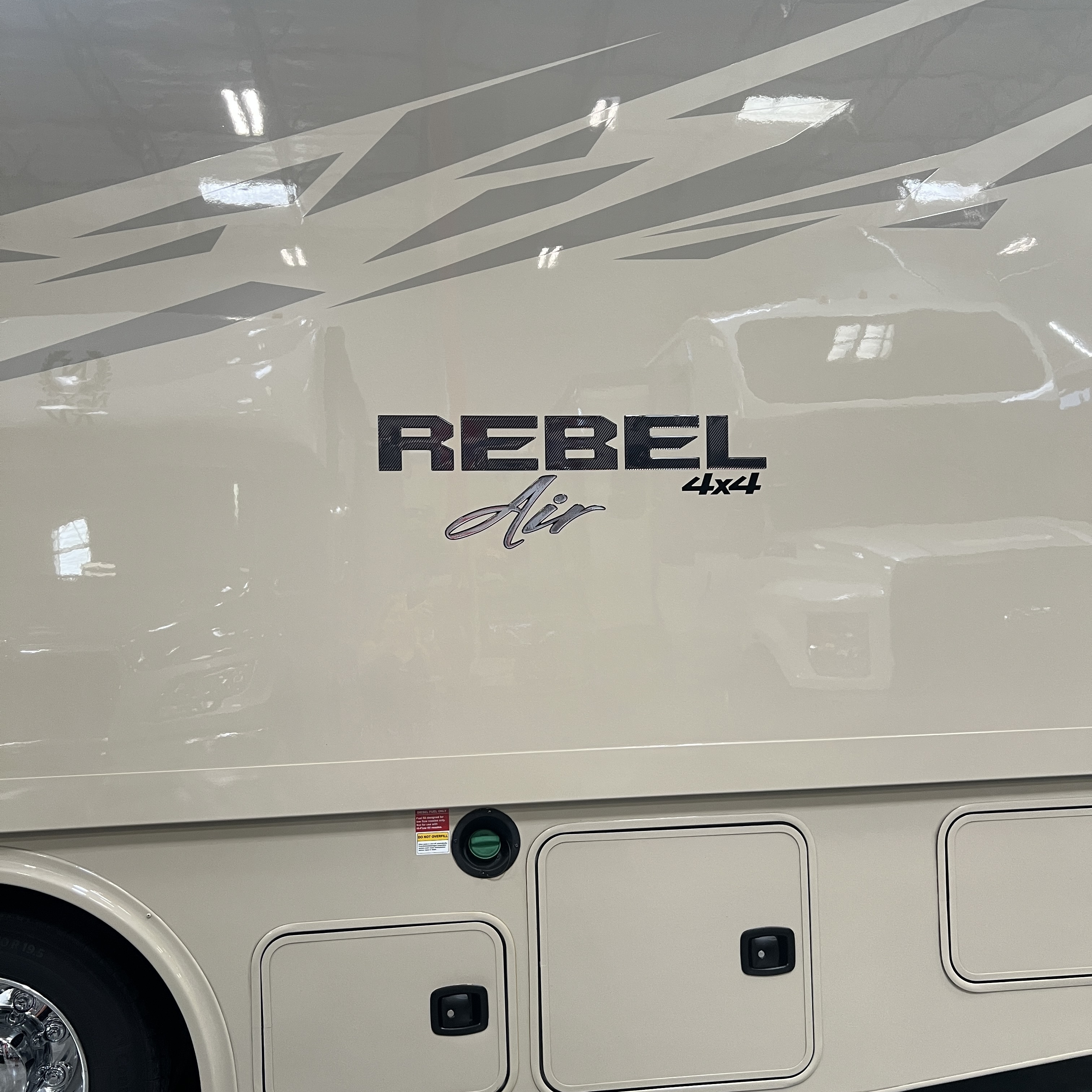 2027 Nexus Rebel Air 35R exterior detail