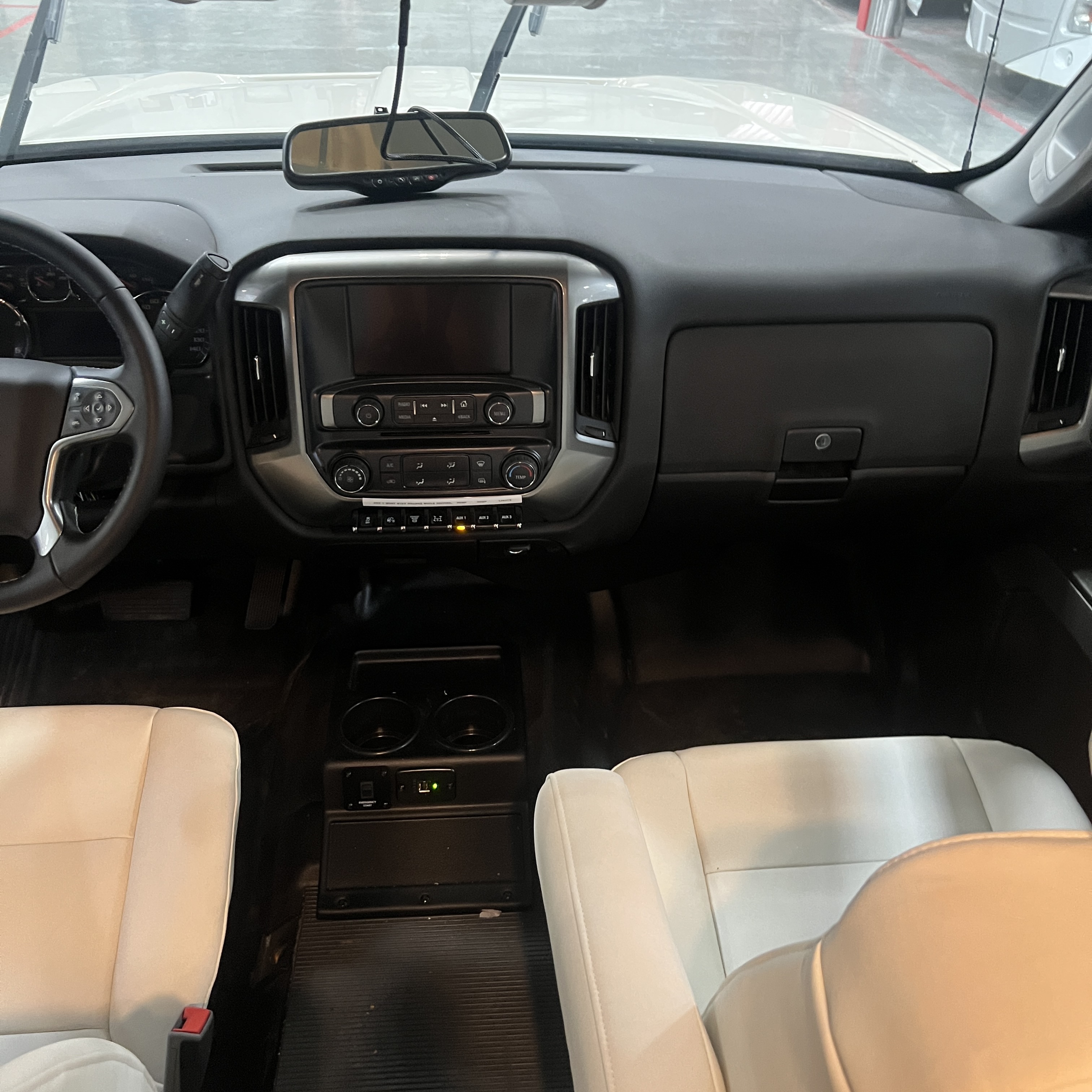 2027 Nexus Rebel Air 35R interior detail