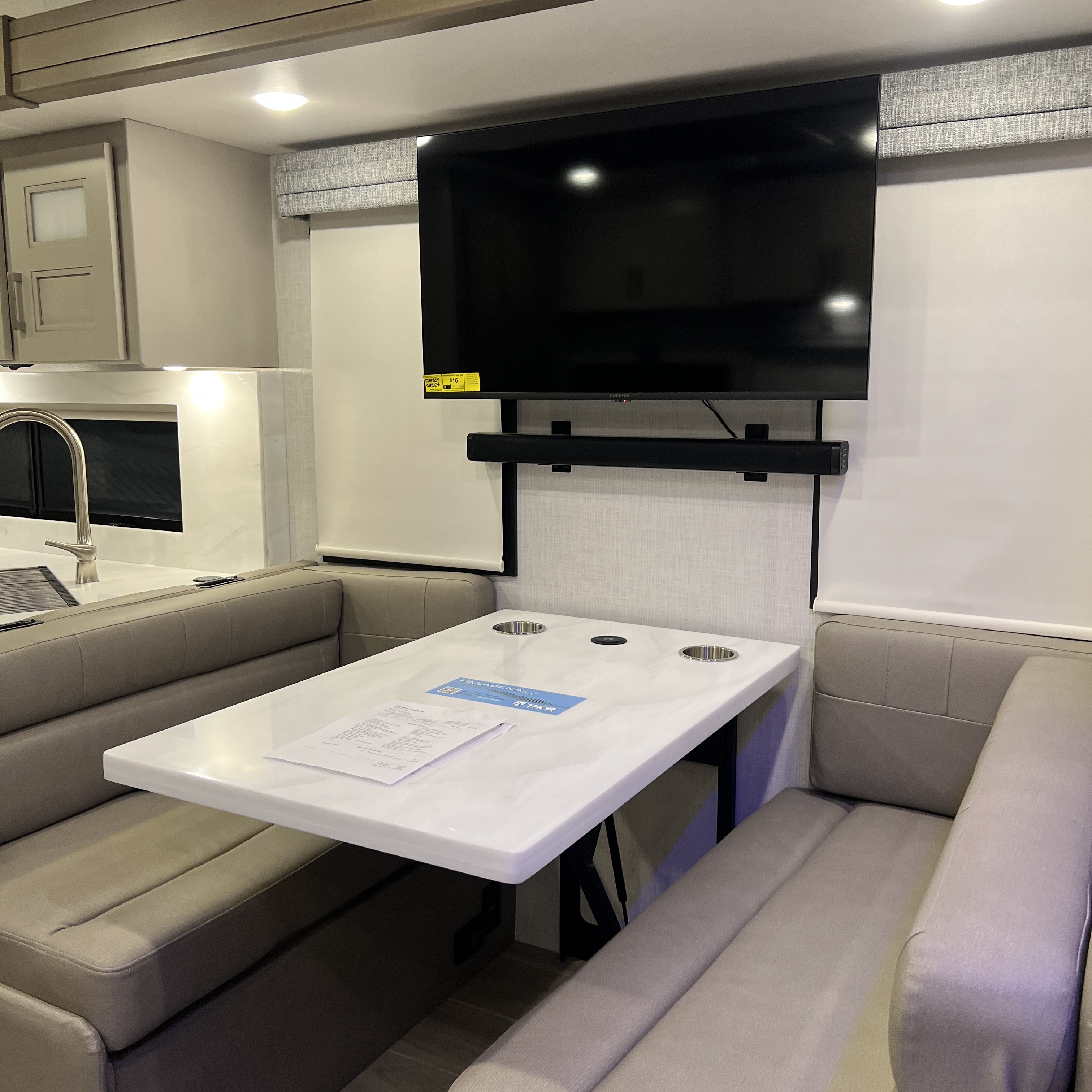 2027 Thor Pasadena SV 34XG dinette with wall-mounted TV