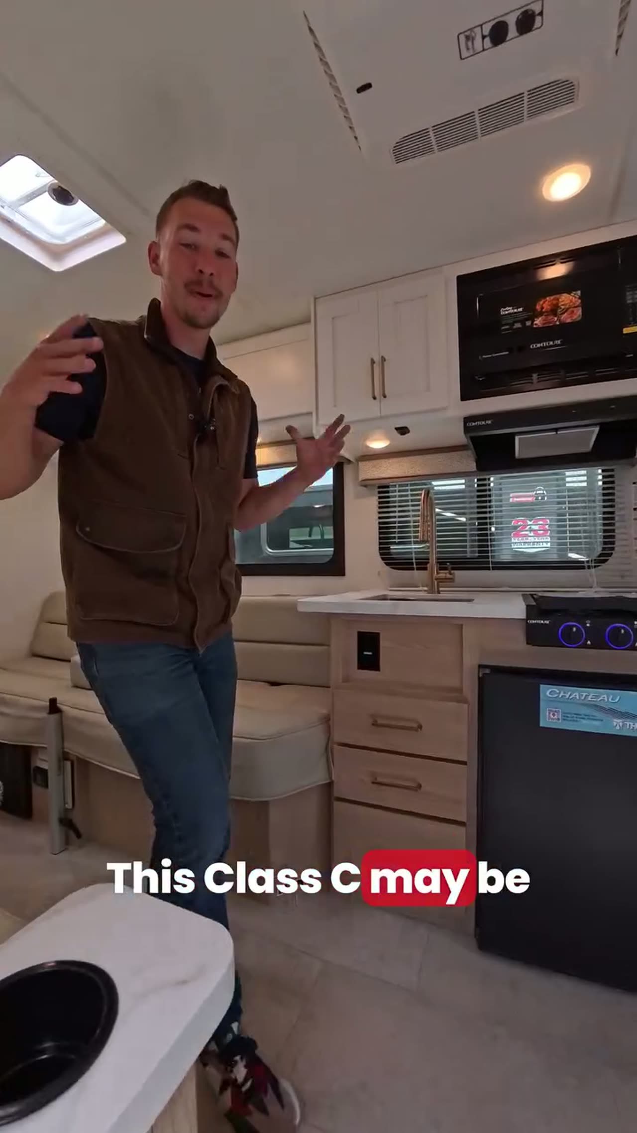 2027 Thor Chateau 19X walkthrough video thumbnail
